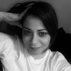 Meet your Posher, Naomi